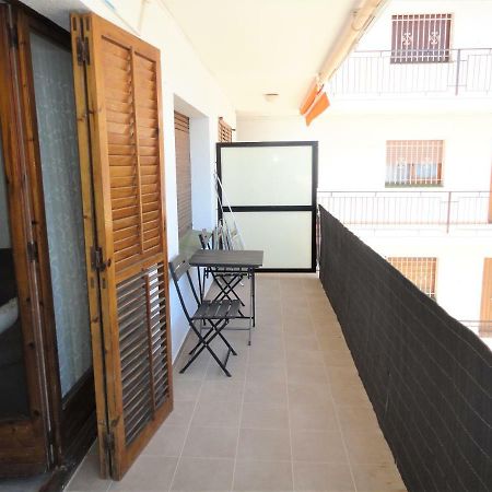 Lamoga-Sandi 4 2 Torredembarra Exterior foto